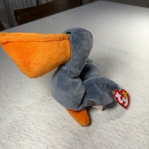 Ty 4107 Scoop the Pelican Beanie Babies